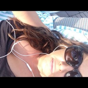 Meet your Posher, Michele